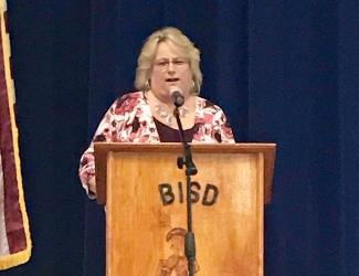 Cynthia Aulds speaks to Jones HS Expo (Beeville ISD)